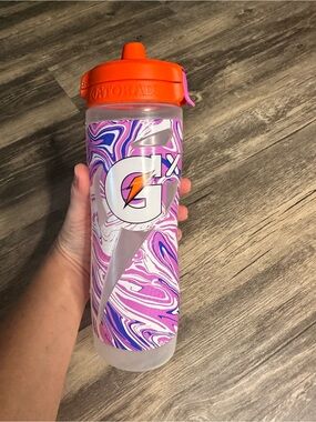 Gatorade GX 30 oz Water Bottle Pink Purple Swirl Orange Flip Cap Squeeze